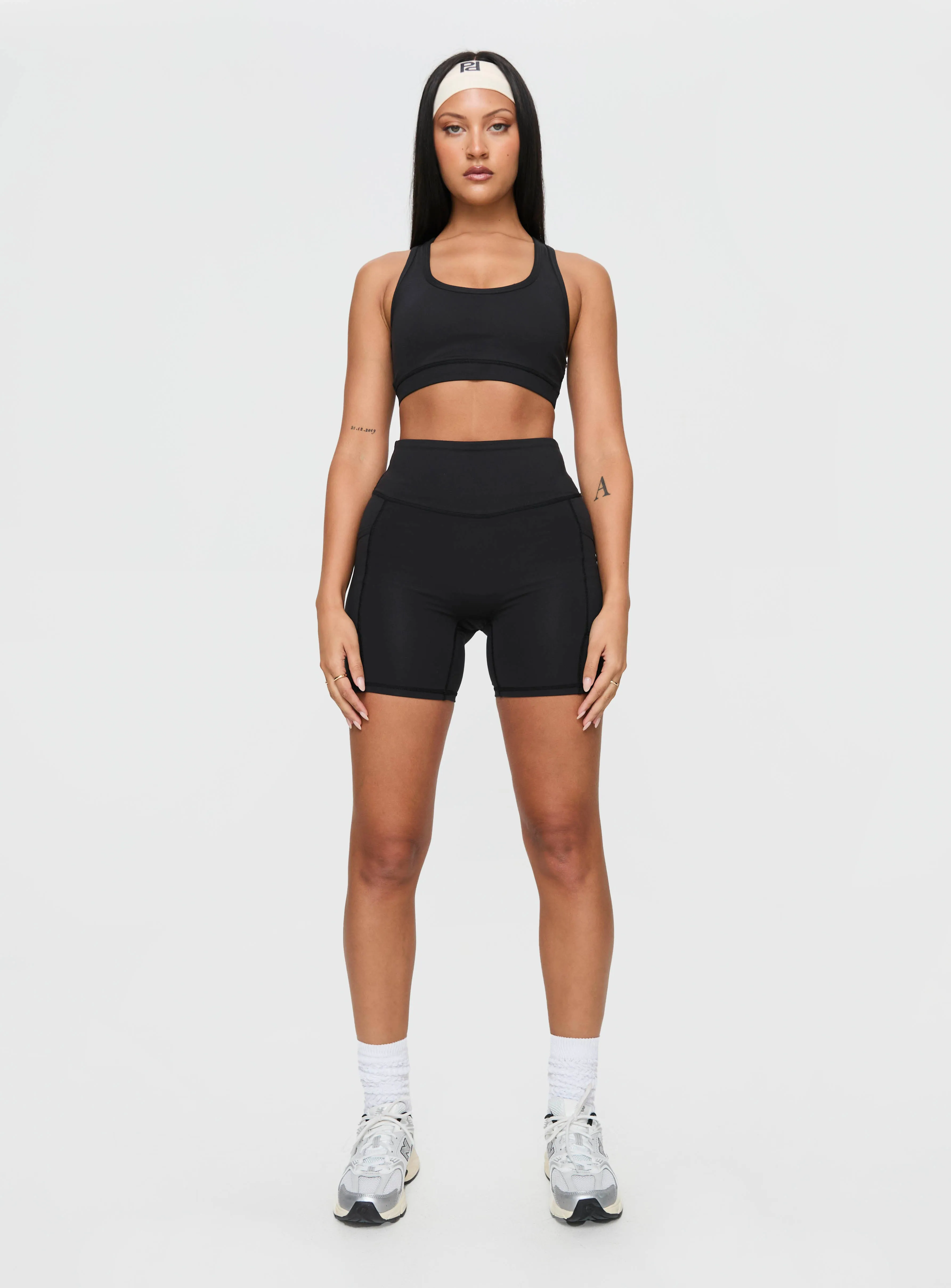 Conquer Activewear Shorts Black