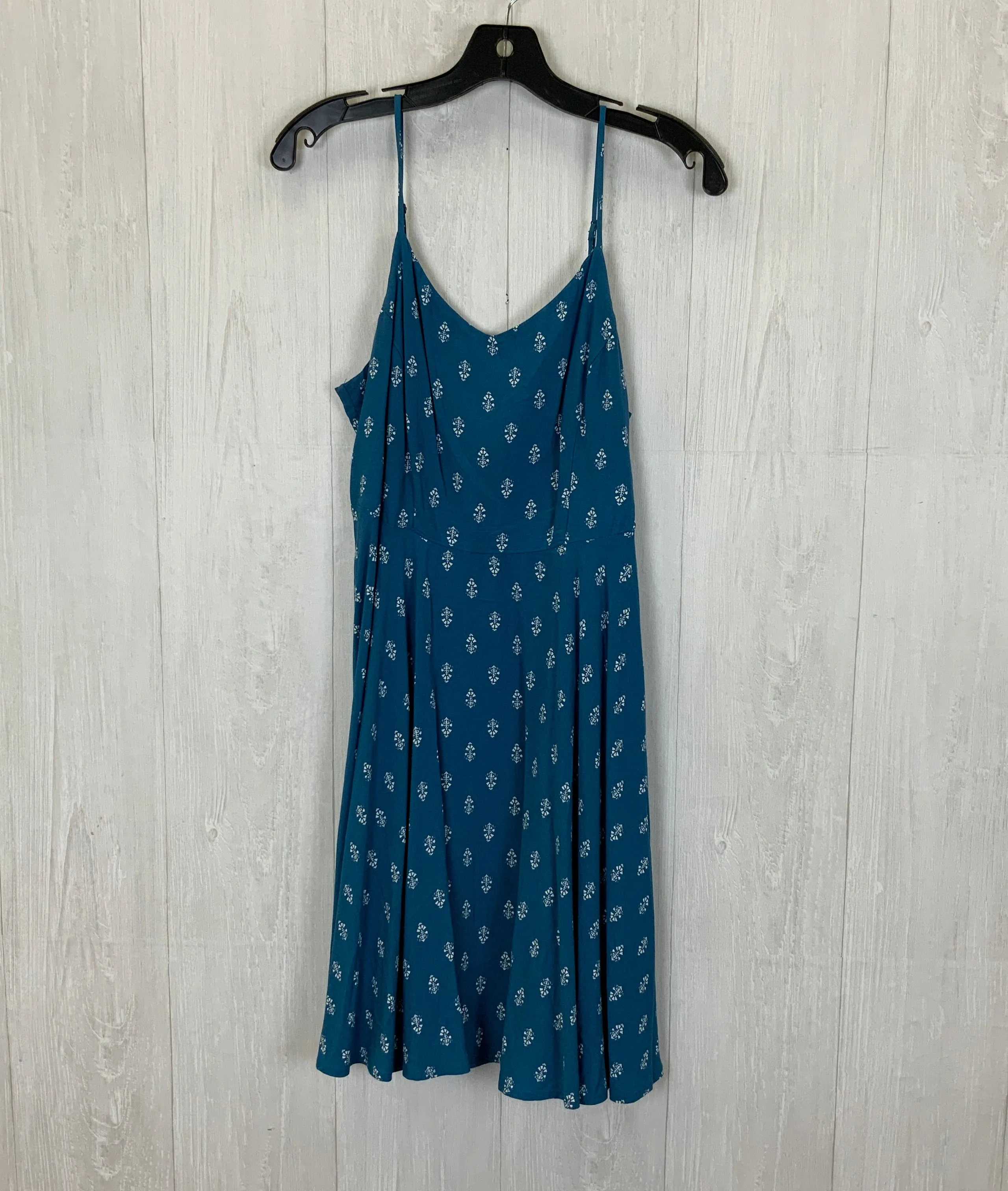 Dress Casual Short By Old Navy  Size: M