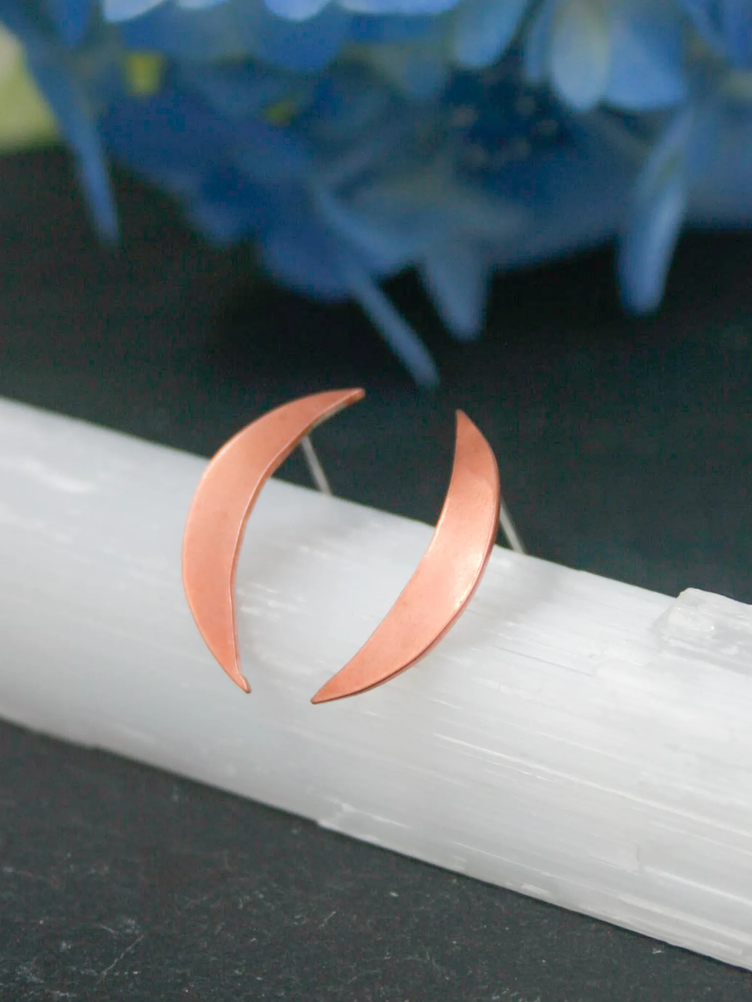 Moon stud earrings[ready to ship]