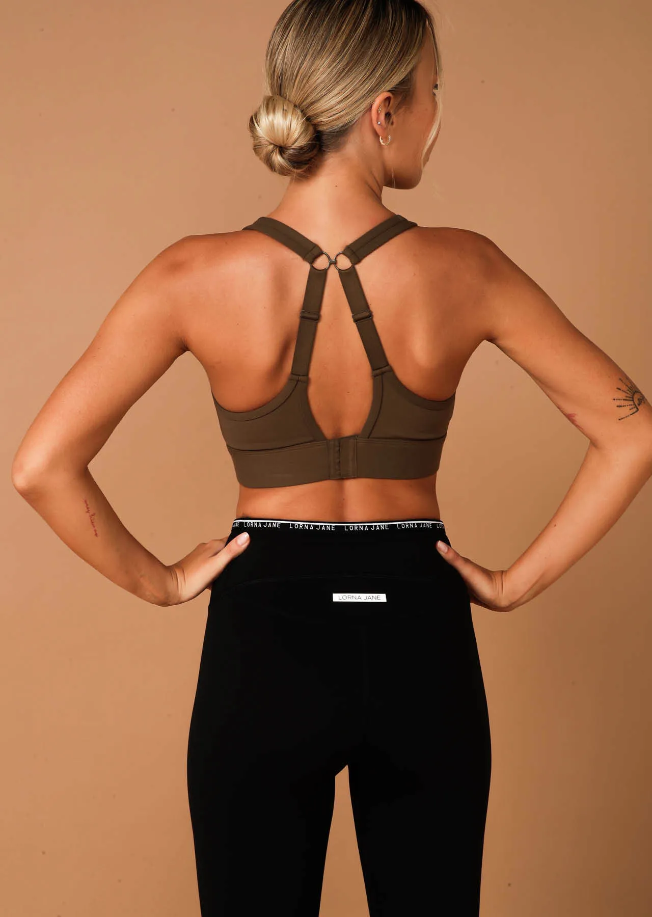 Scrunch Front Compress Sports Bra | Green | Sports Bras | Lorna Jane Australia