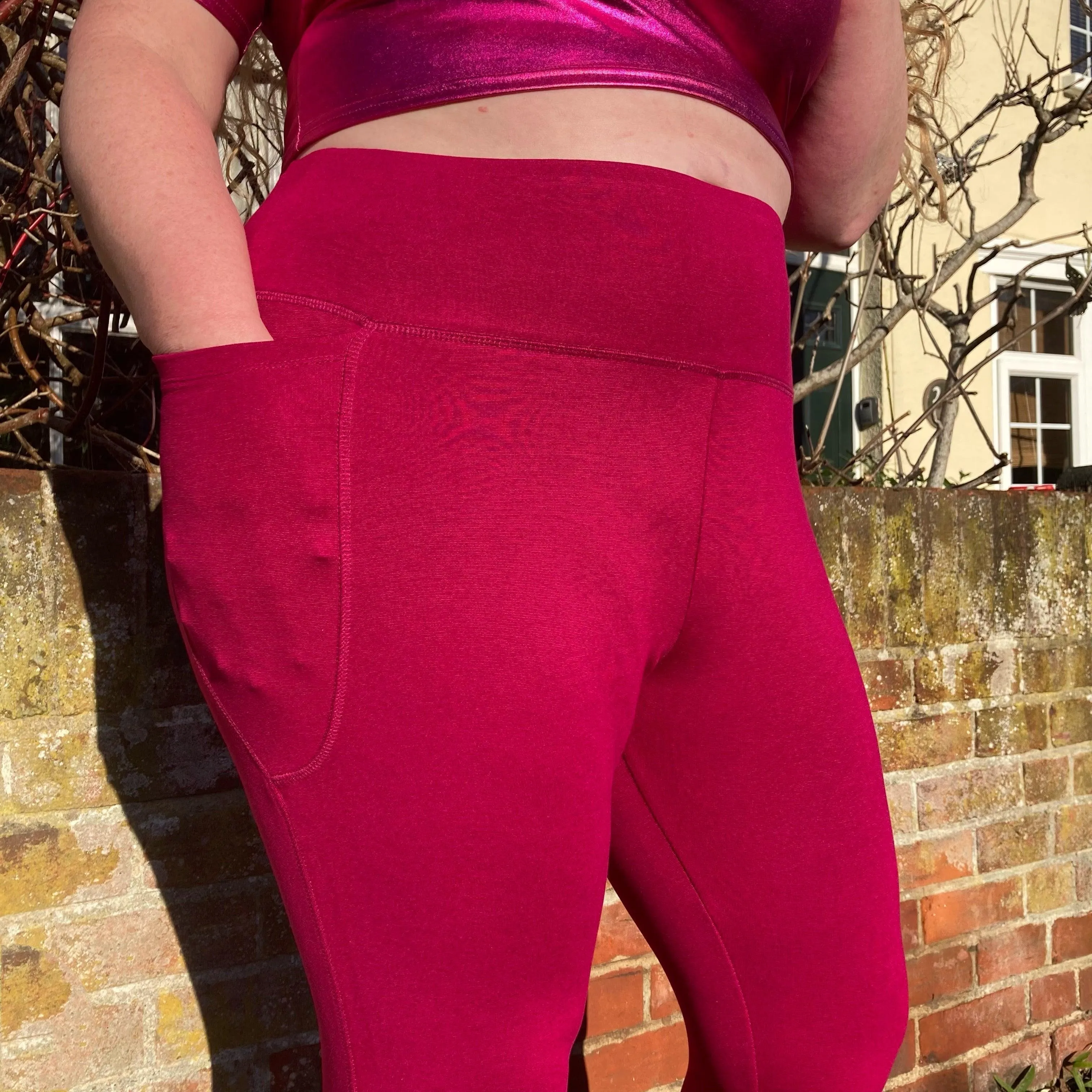 Squat Proof Short Leggings - Raspberry Pie